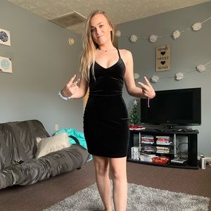 Zyyfly Black Midi Formal Dress